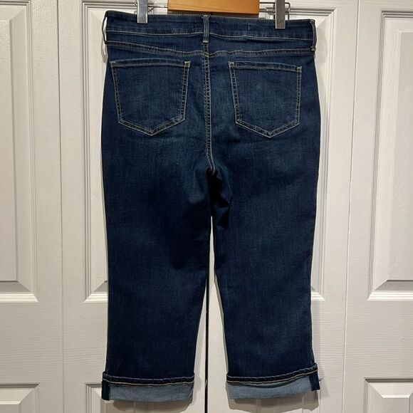 NYDJ Marilyn Straight Leg Medium Wash Blue Denim Capri Jeans‎ Size 8 - Picture 6 of 11
